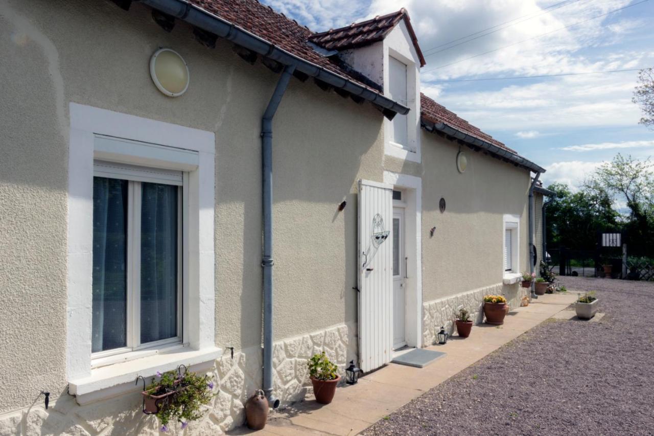 Le Pre De Luceau Bed & Breakfast Blet Exterior photo